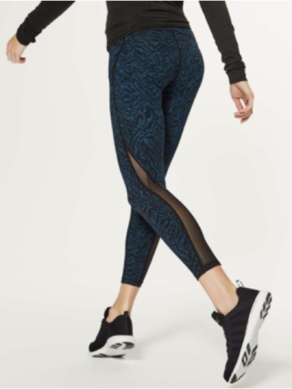 Lululemon Train Times 7/8 Legging - size 6